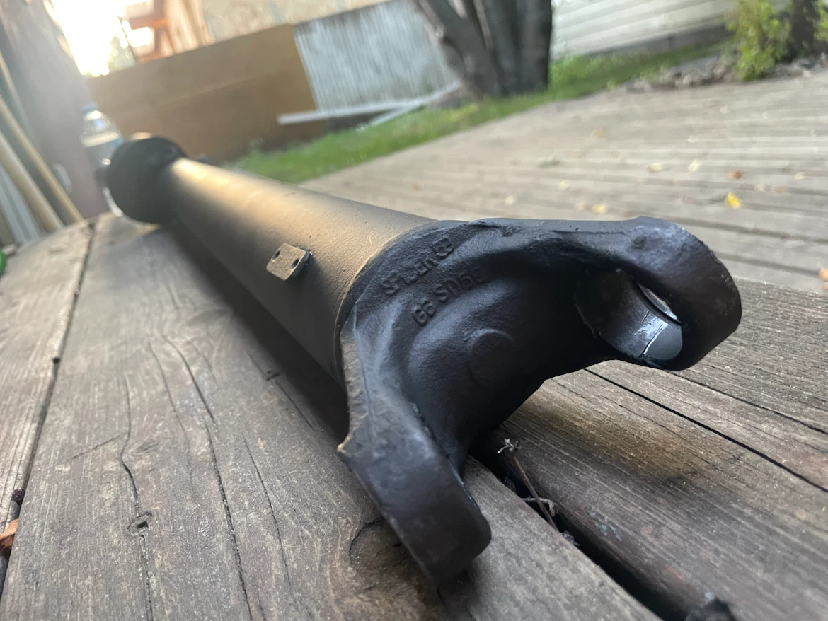 Rear Driveshaft for Jeep Grand Cherokee WJ 4.0L 4WD - photo 3