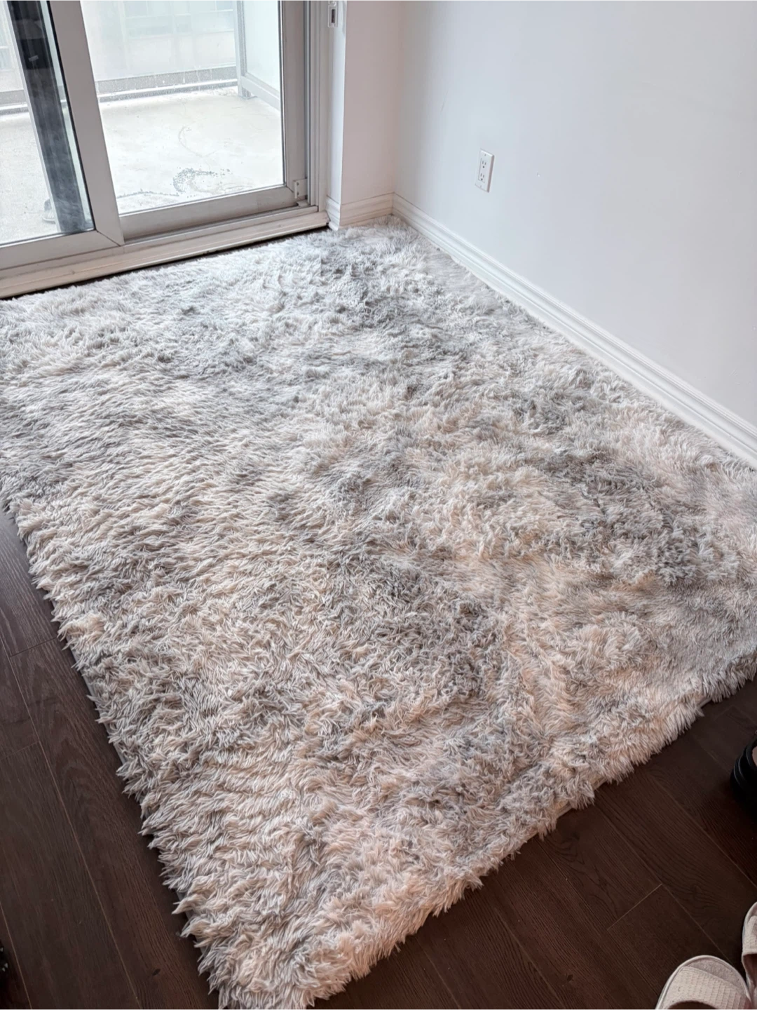 Kinganda Shaggy Area Rug Grey White
