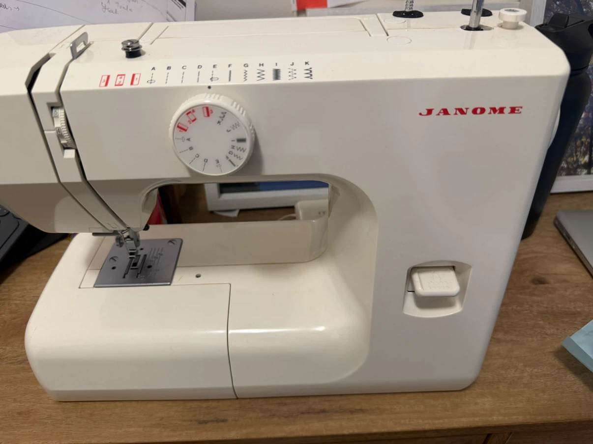 Janome Sewing Machine JF 1004