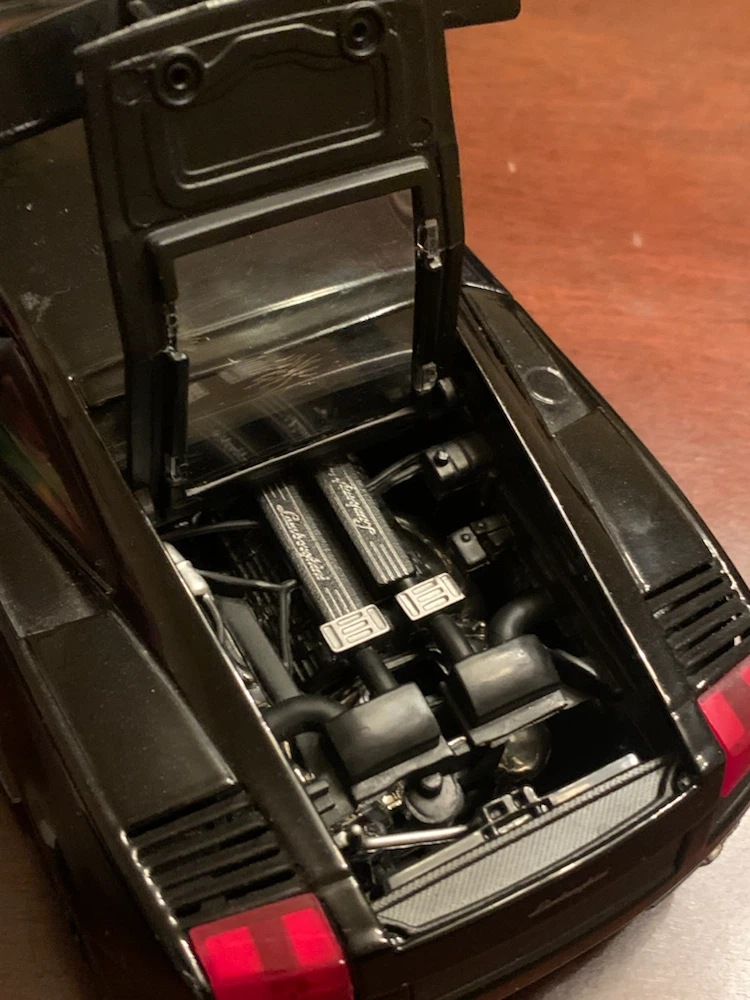 Lambo Gallardo Superleggera  Maisto Die cra-cast Edition 1/18 - photo 3