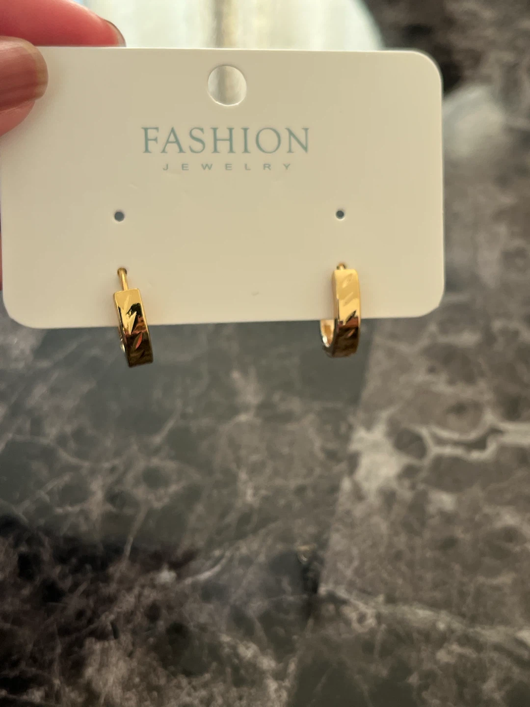 10 earrings (all for $7) - photo 4