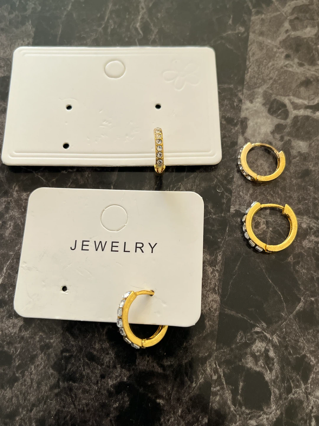10 earrings (all for $7) - photo 5