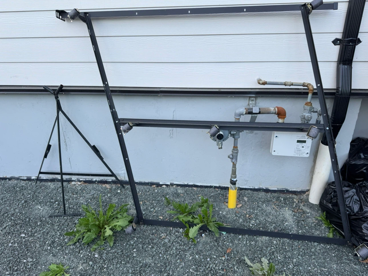 Metal A-Frame  of bed with strong tire