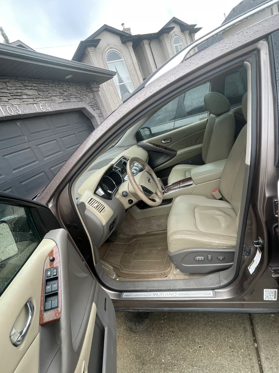 Car - photo 4