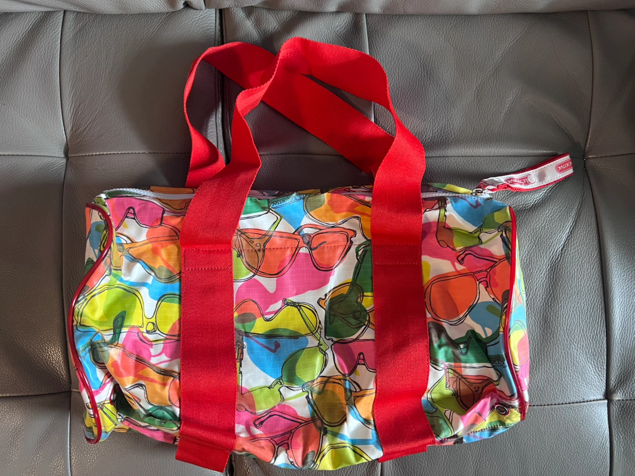 LeSportsac “Chic Sunglasses” Medium Weekender Bag, new