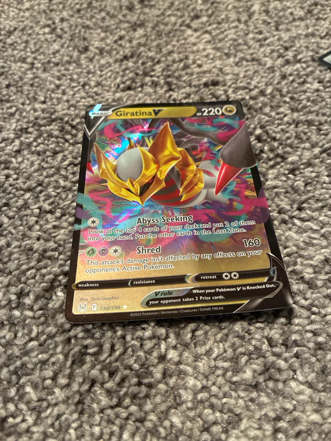 Pokémon Giratina V Trading Card