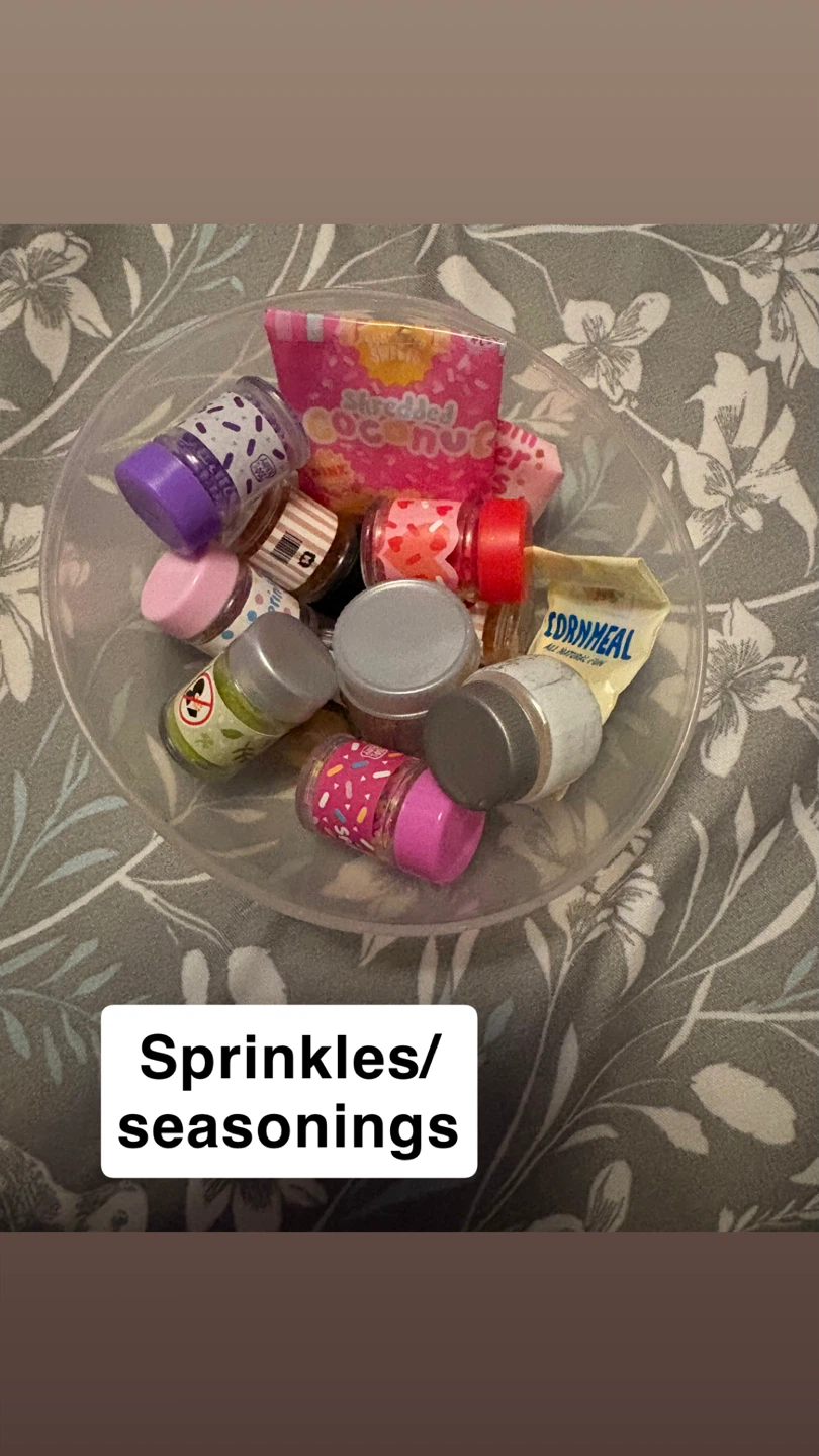 Bunch of mini brands - photo 4
