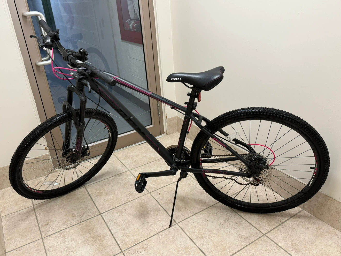 CCM FS Dimmer Hardtail Mountain Bike
