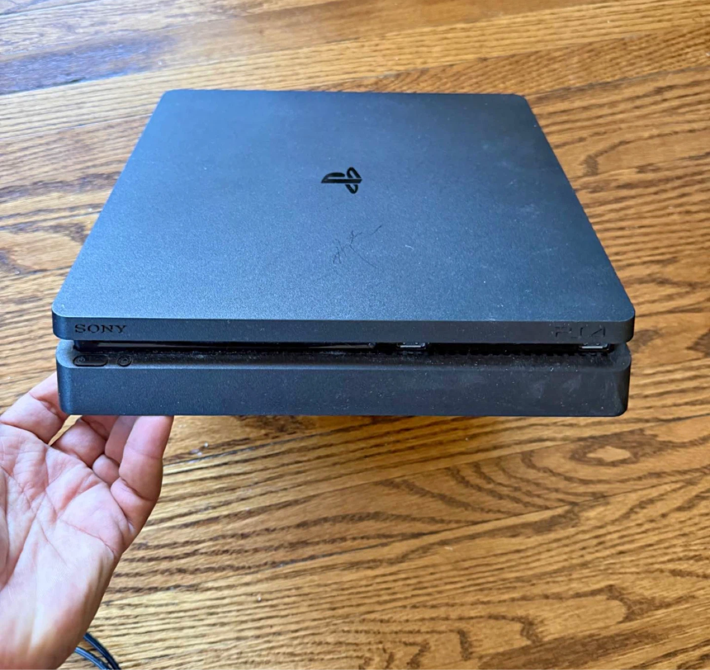 PS 4