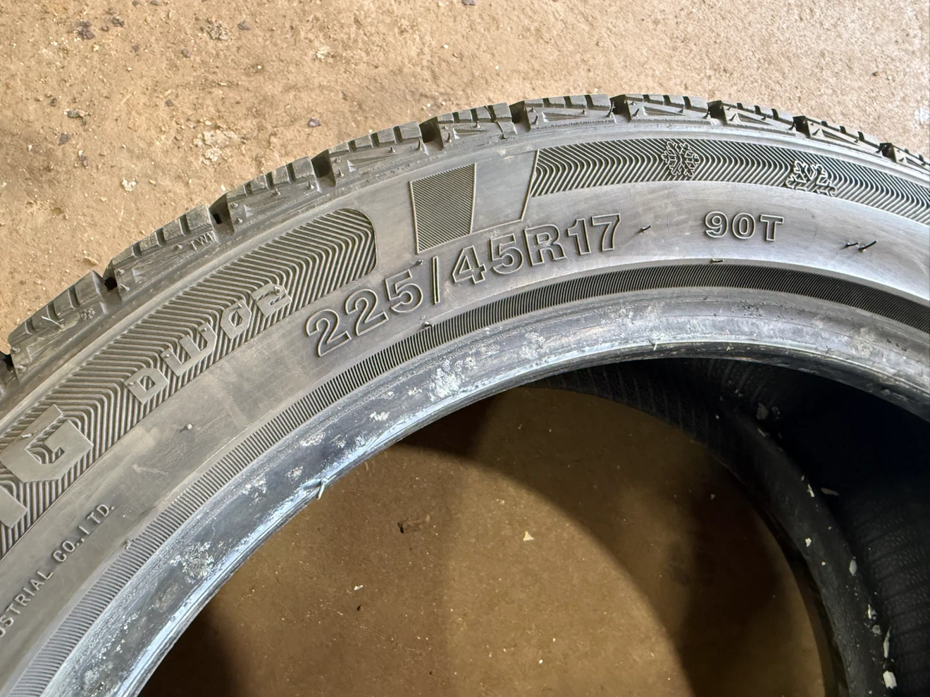 Doublestar Winterking Tires 225/45R17 - photo 4