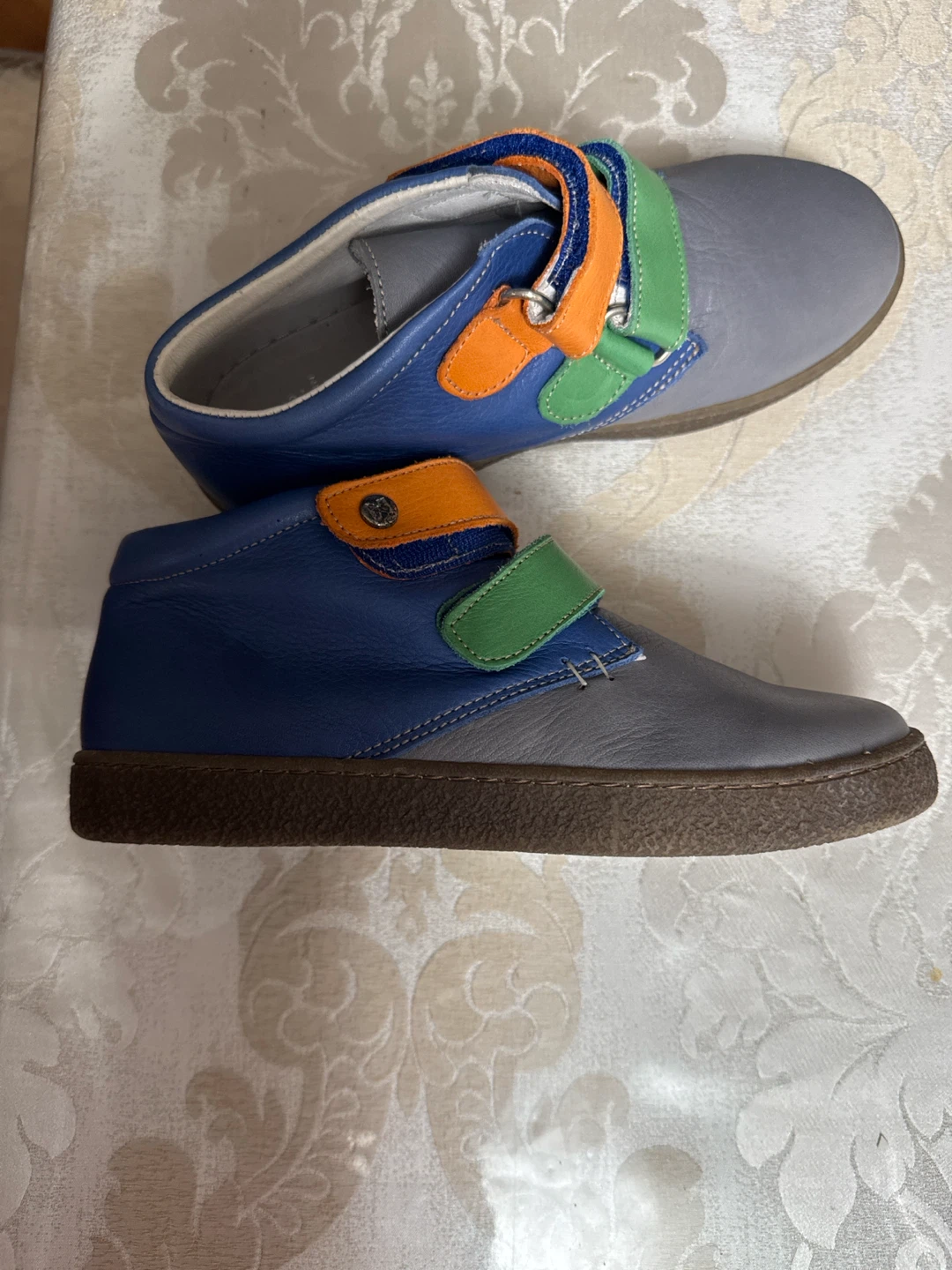 Kens Kids Leather Sneakers - Size 34 - photo 3