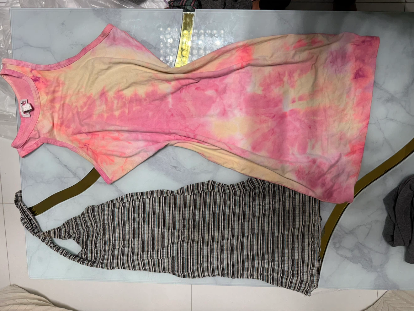 40 pieces  Women's Clothing and Accessories Bu - photo 5