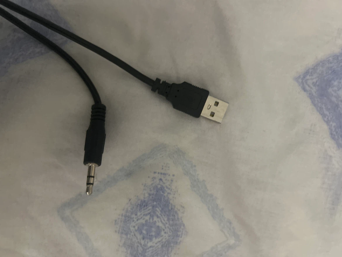 Black USB Webcam with Integrated Microphone - photo 2
