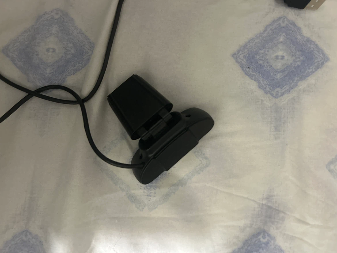 Black USB Webcam with Integrated Microphone - photo 3