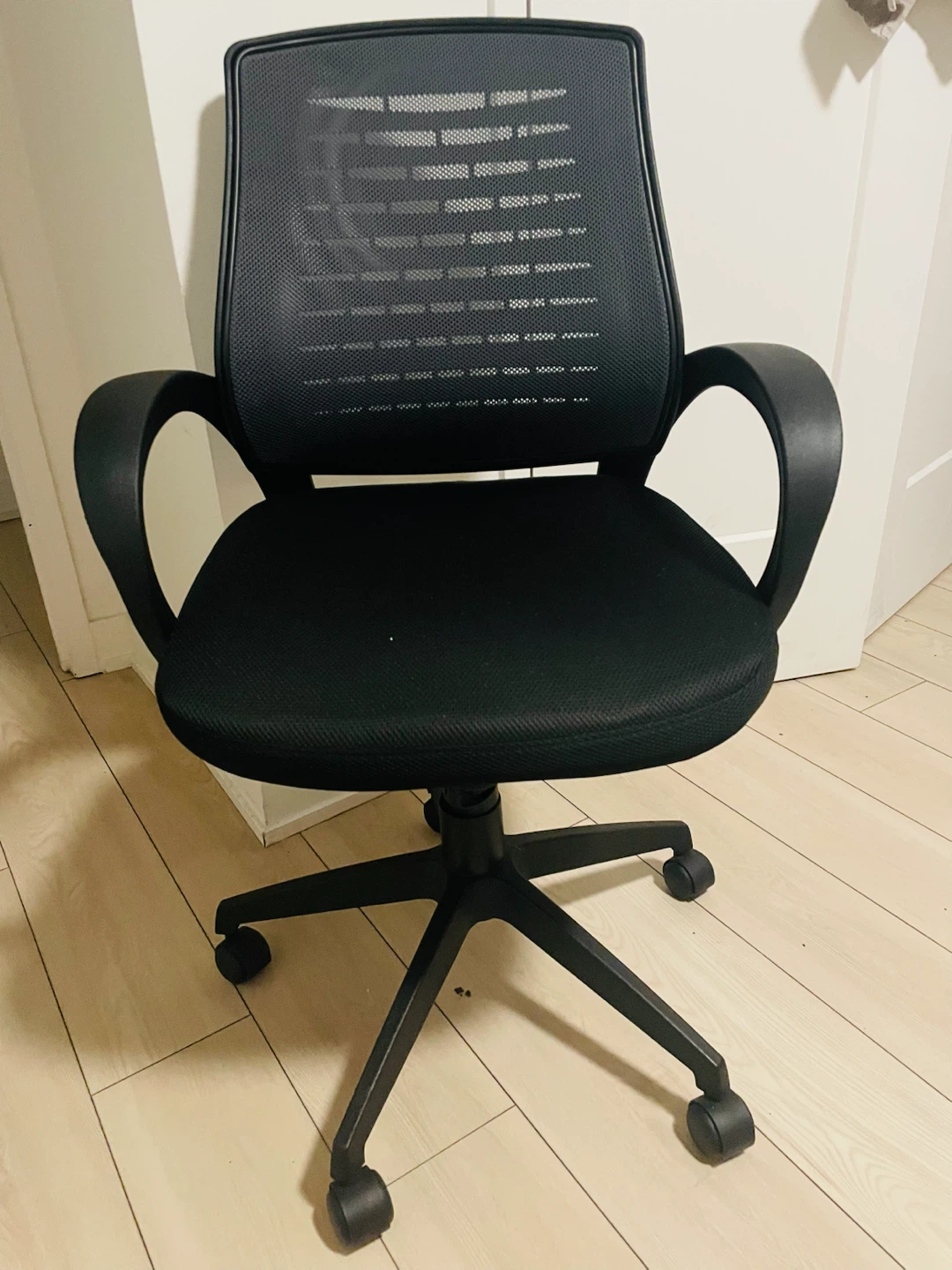 Office Desk and Mesh Task Chair Set - photo 3