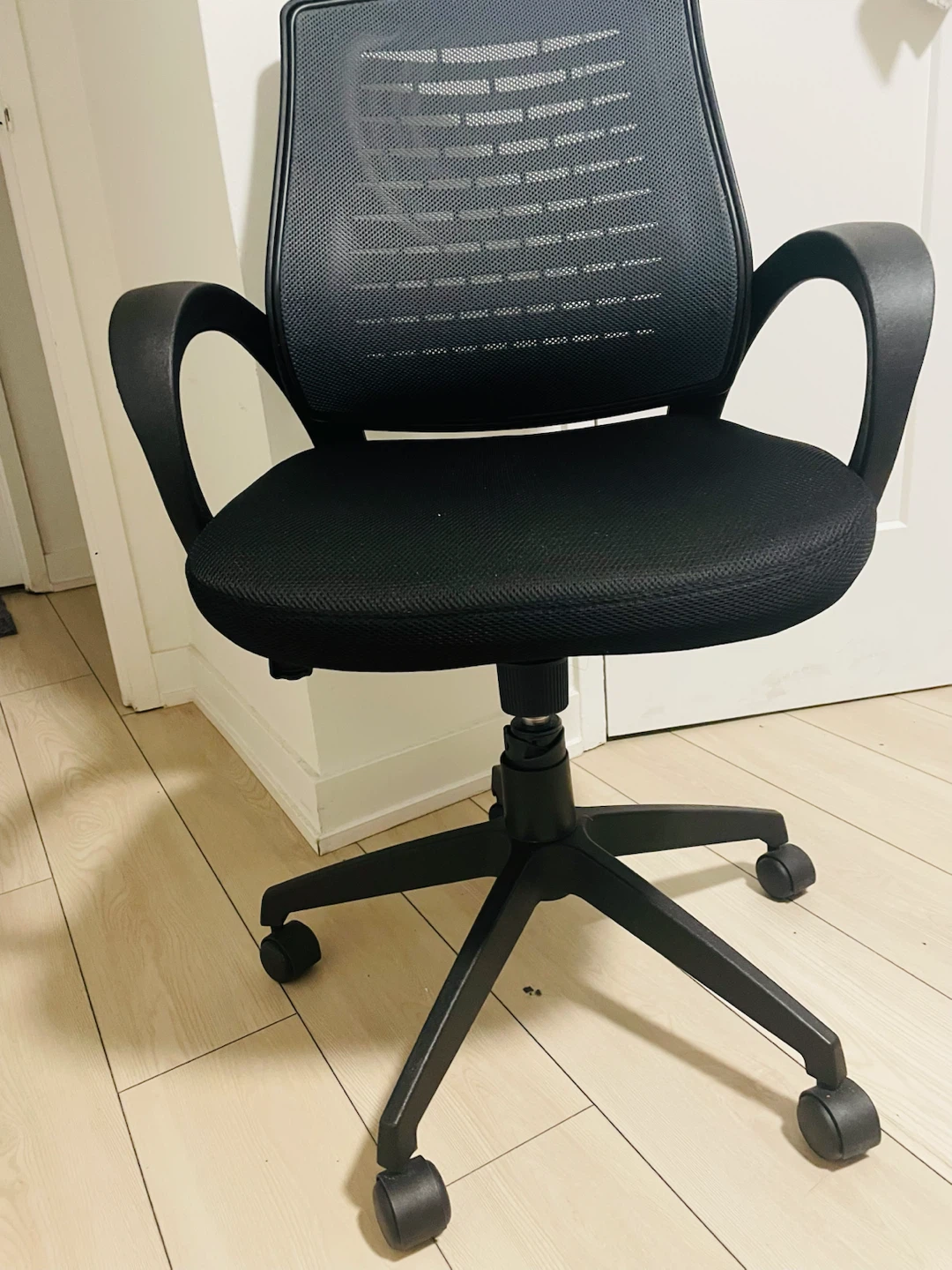 Office Desk and Mesh Task Chair Set - photo 5
