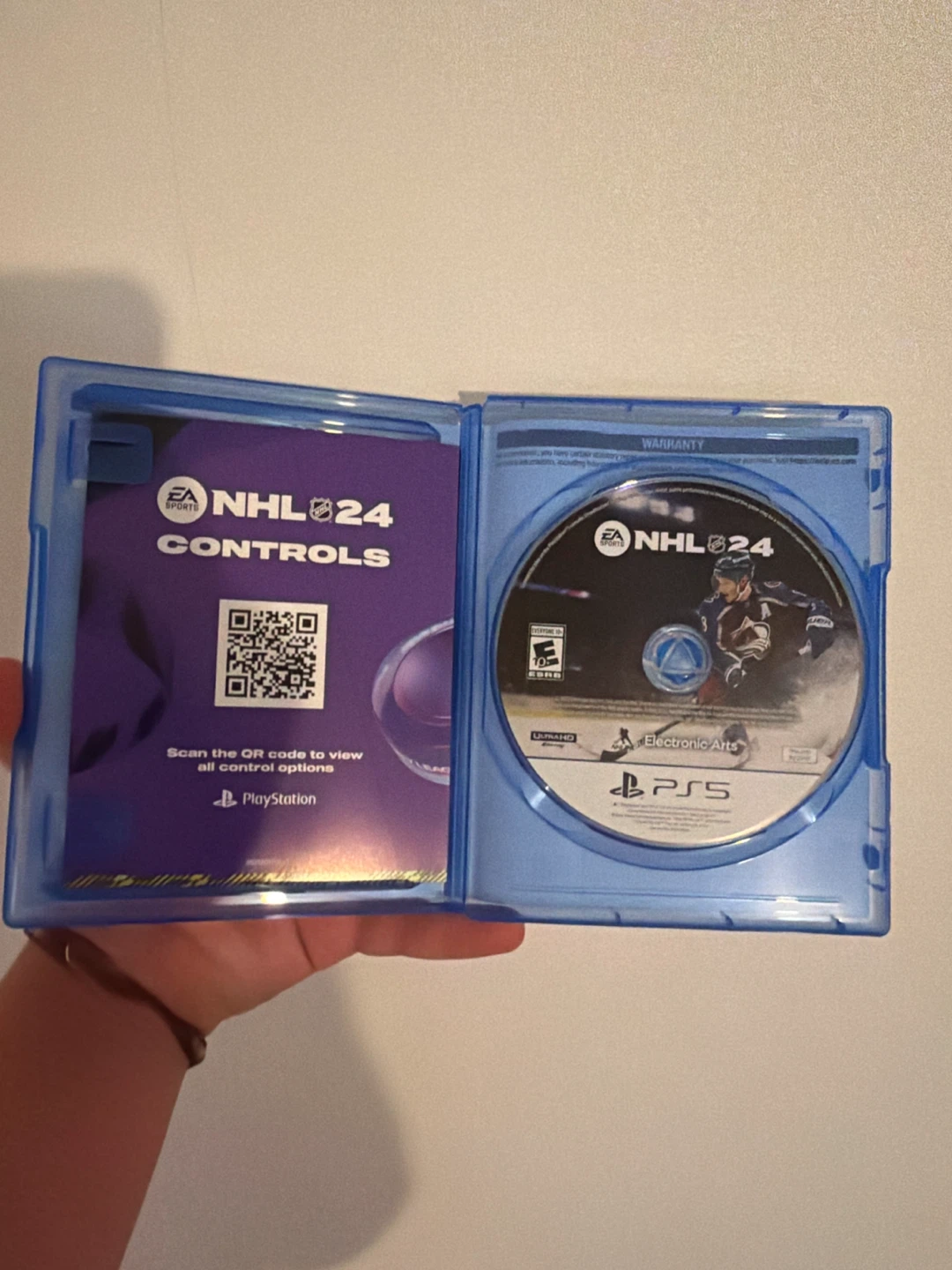 NHL 24 for PlayStation 5 - photo 2