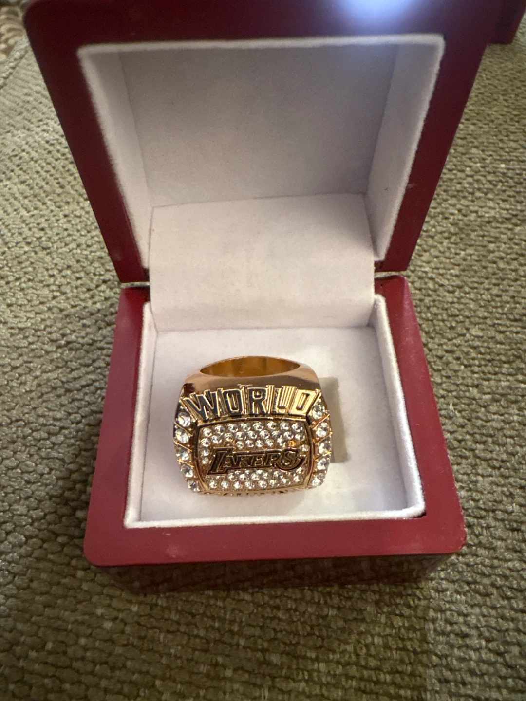 Los Angeles Lakers World Champions Ring - photo 2