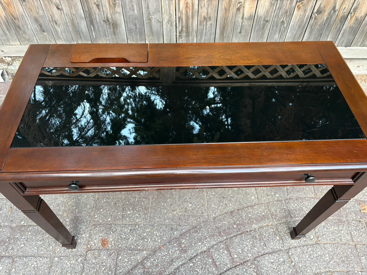 Beautiful Whalen Bayside Wood writing desk - can deliver - photo 2