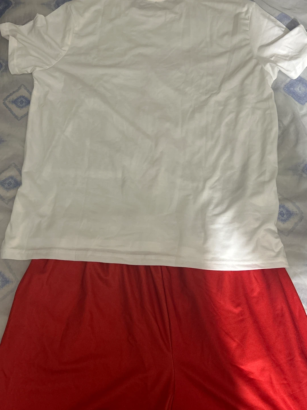 Graphic T-Shirt and Shorts Set - photo 2
