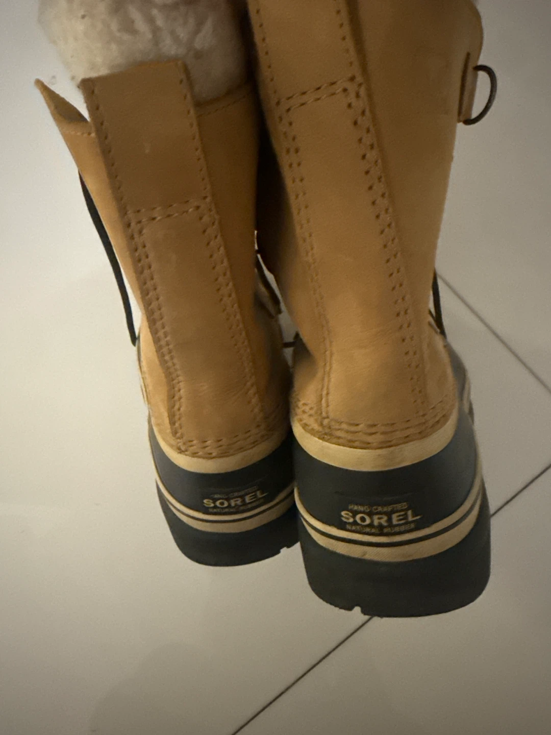 Sorel Winter Boots Tan and Black - photo 2
