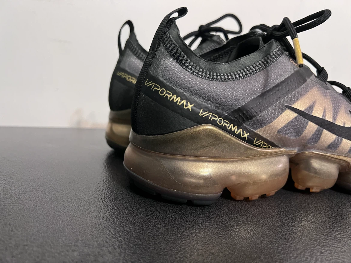 Nike Air VaporMax 2019 Black & Metallic Gold – Men’s Size 9 - photo 2
