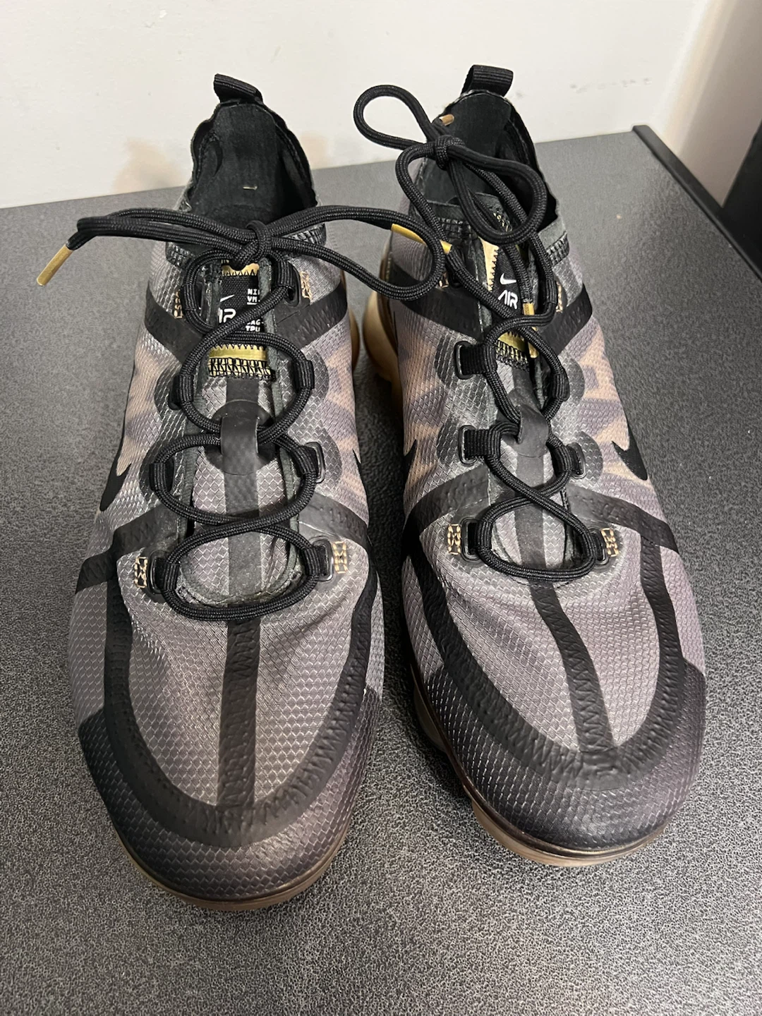 Nike Air VaporMax 2019 Black & Metallic Gold – Men’s Size 9 - photo 4