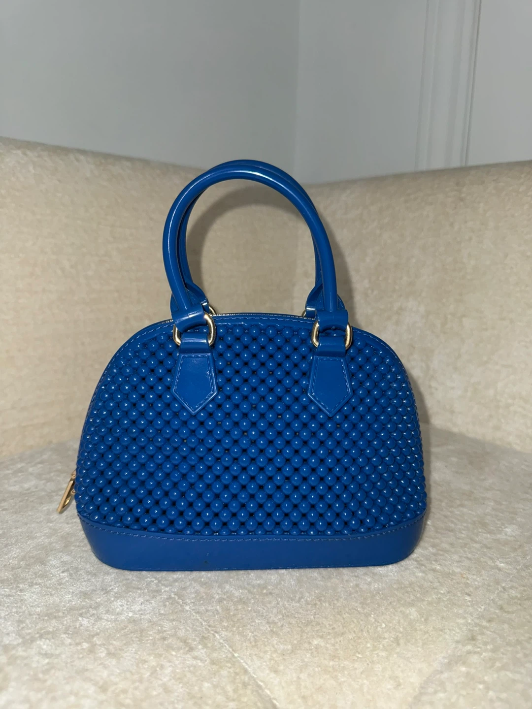Three stylish assorted mini handbags - photo 4