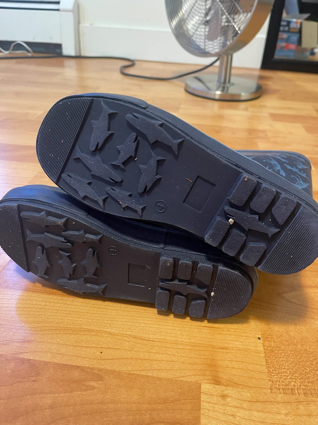 Kids Dinosaur Rain Boots Size 11 - photo 2
