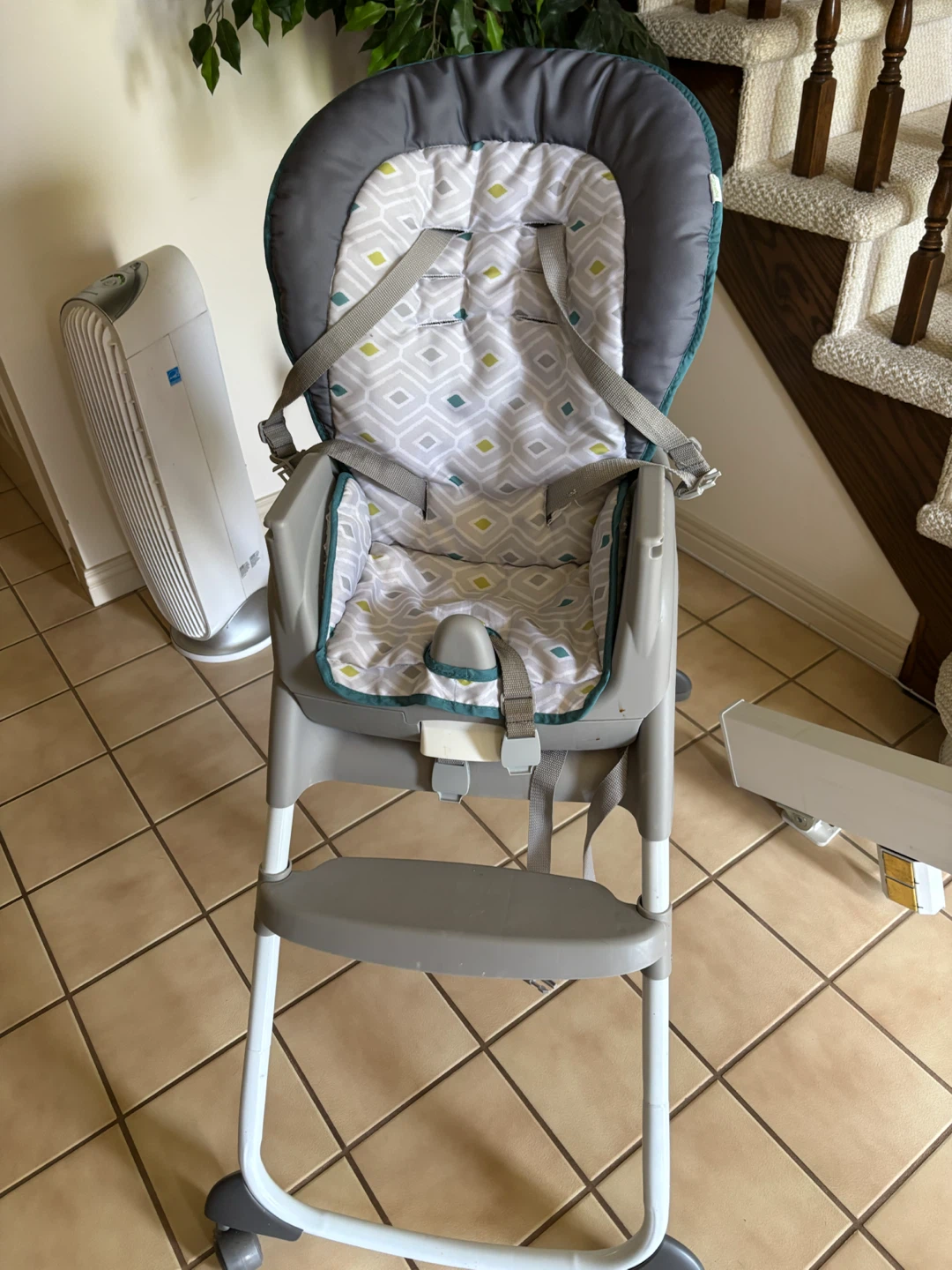 Ingenuity high chair 3 in 1 grow with me - photo 2