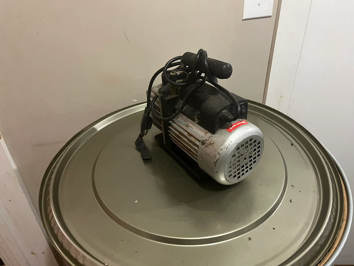 Rotary Vane Vacuum Pump