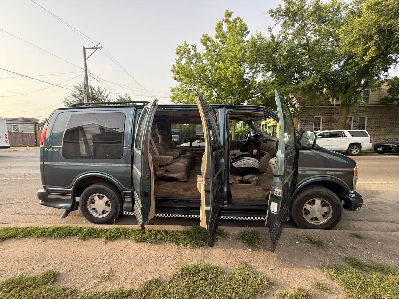 1999 Chevrolet Express Limited SE Explorer Conversion Van - photo 4