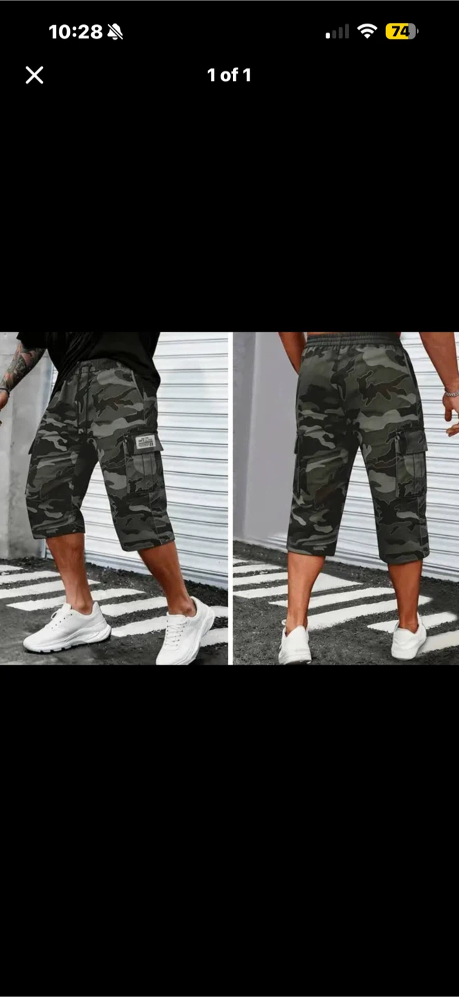 Brand New Men's Camouflage Cargo Shorts. Size Med