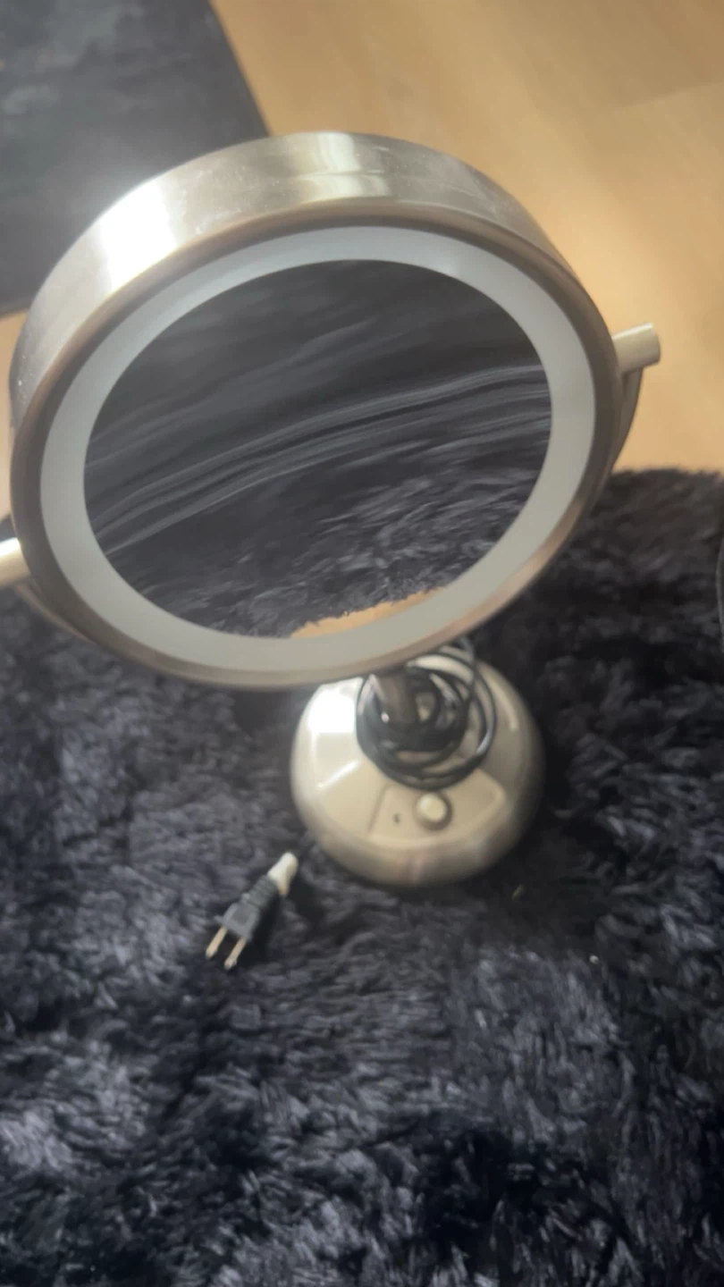 LED Lighted Vanity Makeup Mirror