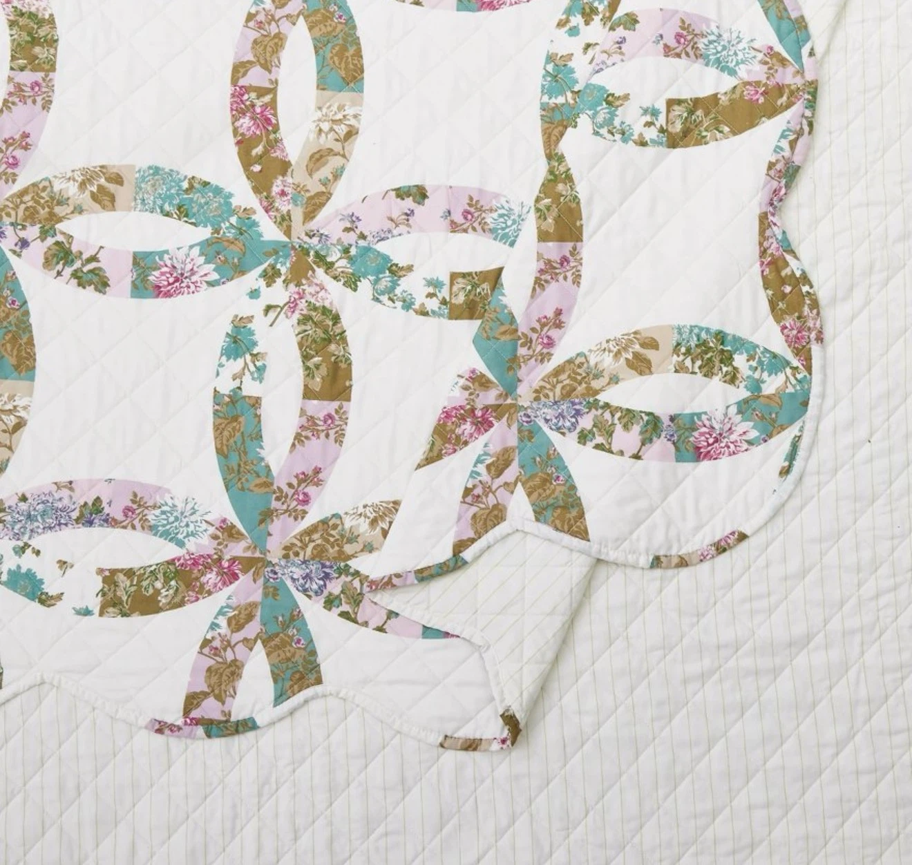 Heirloom Collection by Dhalia Chain king Size Quilt - photo 4