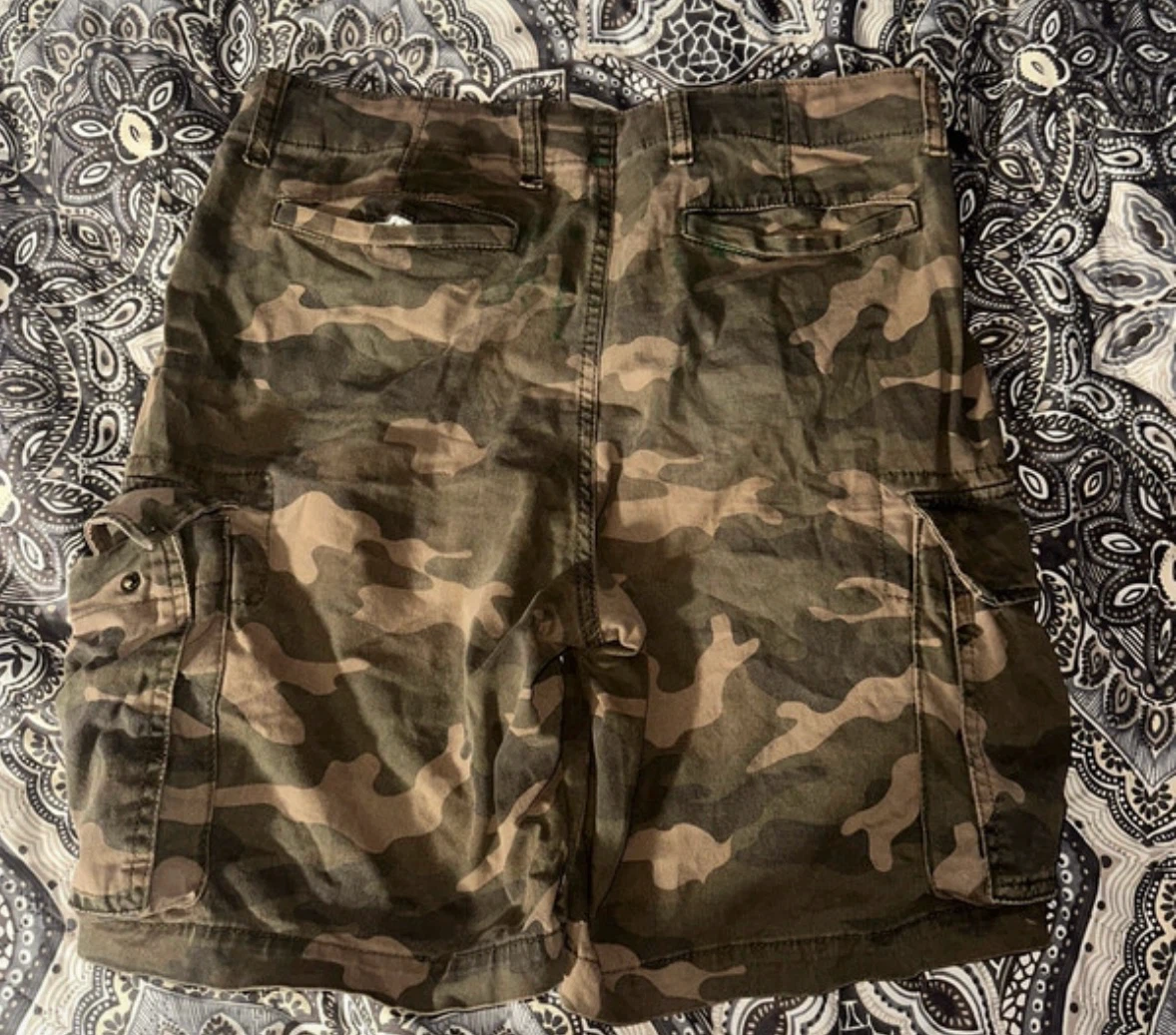 Camo Cargo Shorts - photo 2