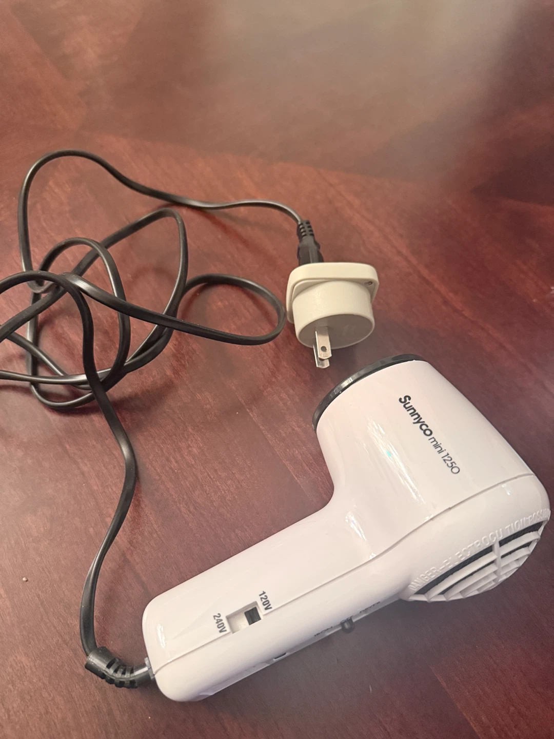 Sunnyco Mini 1250 Hair Dryer and Travel Iron