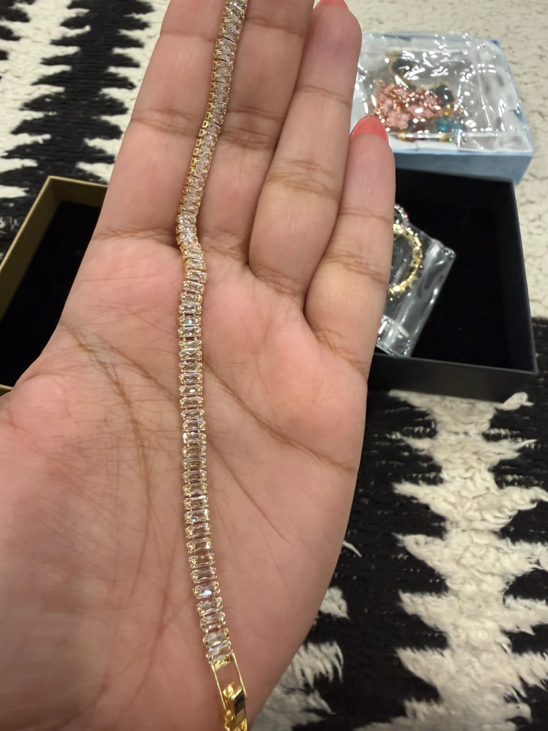 Tennis Bracelet Gold Tone Baguette Crystals - photo 2