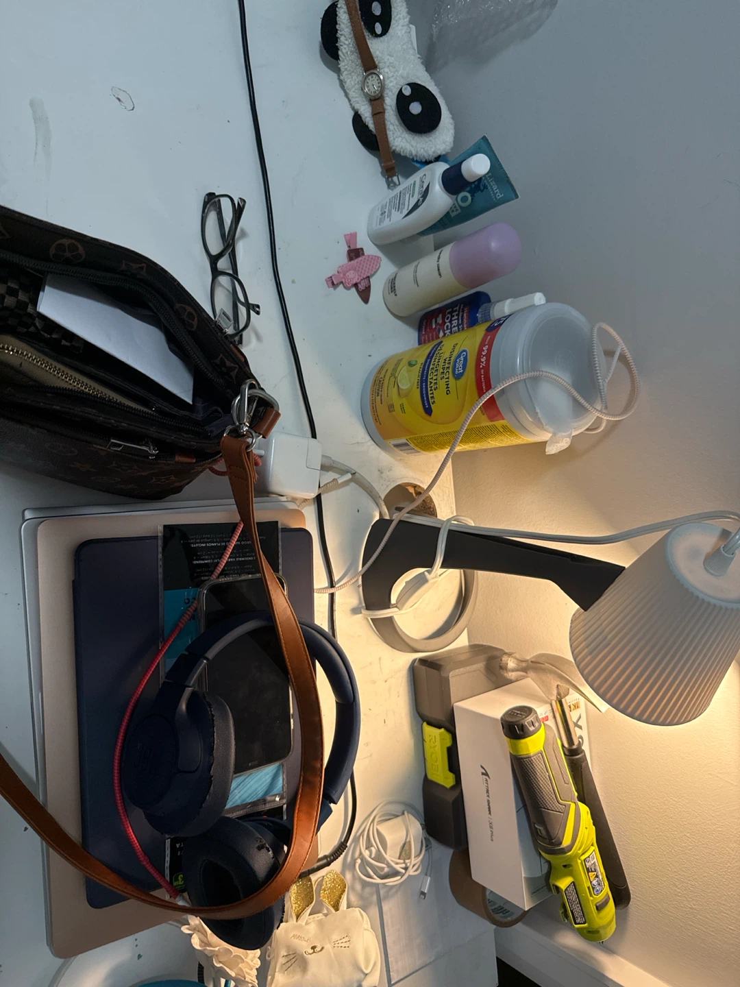 White desk/ study table - photo 3