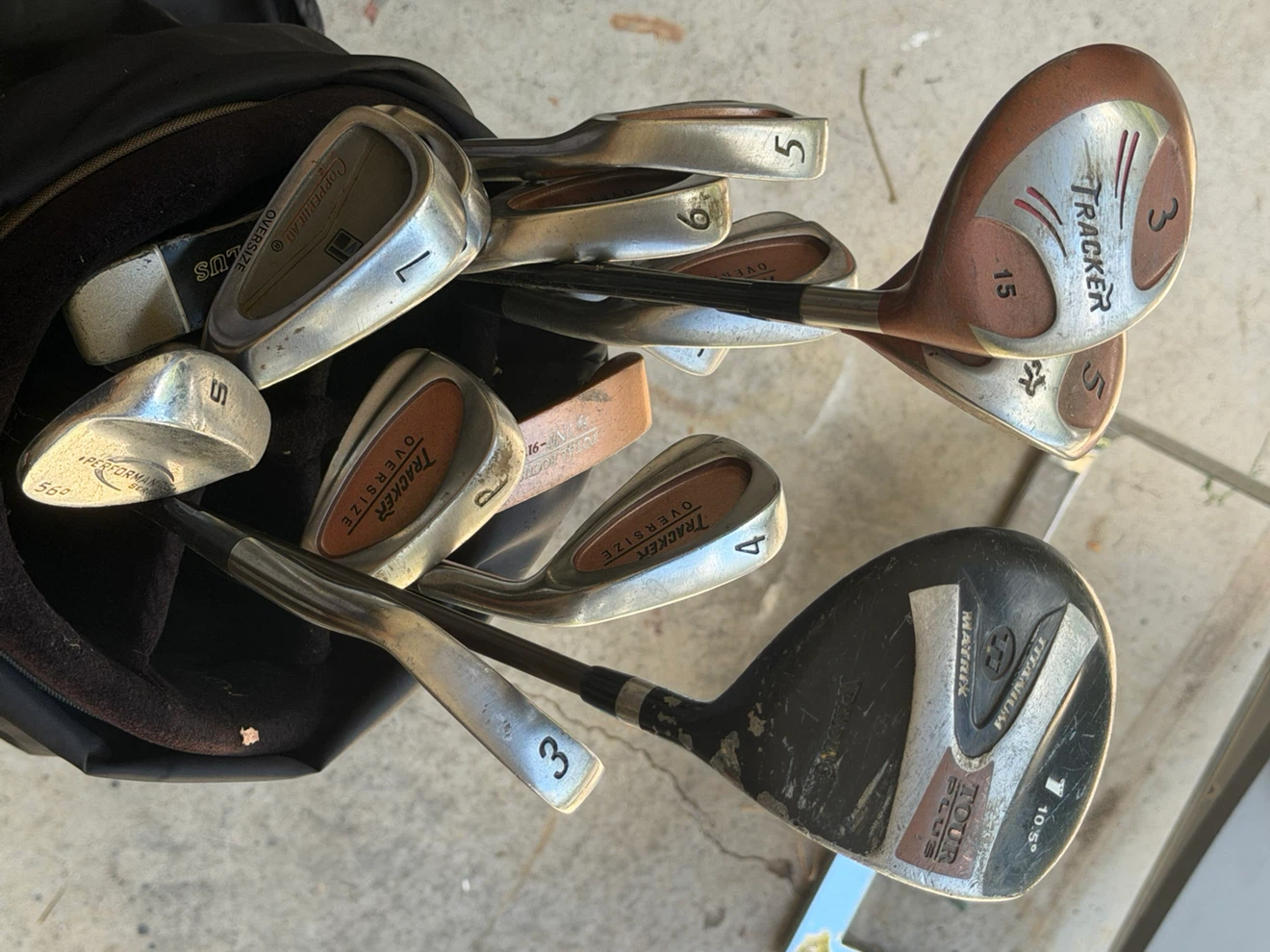 Mountain Pak Lite Golf Bag with Assorted Clubs - photo 4