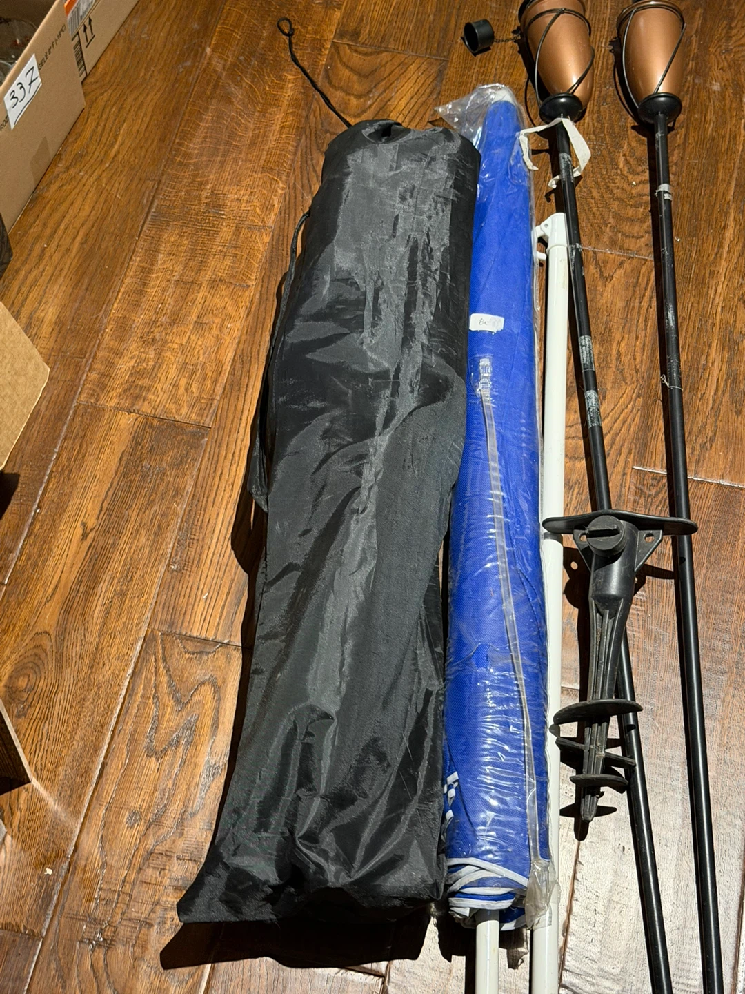 Folding Green Camping Chair with umbrella and other stuff - photo 3