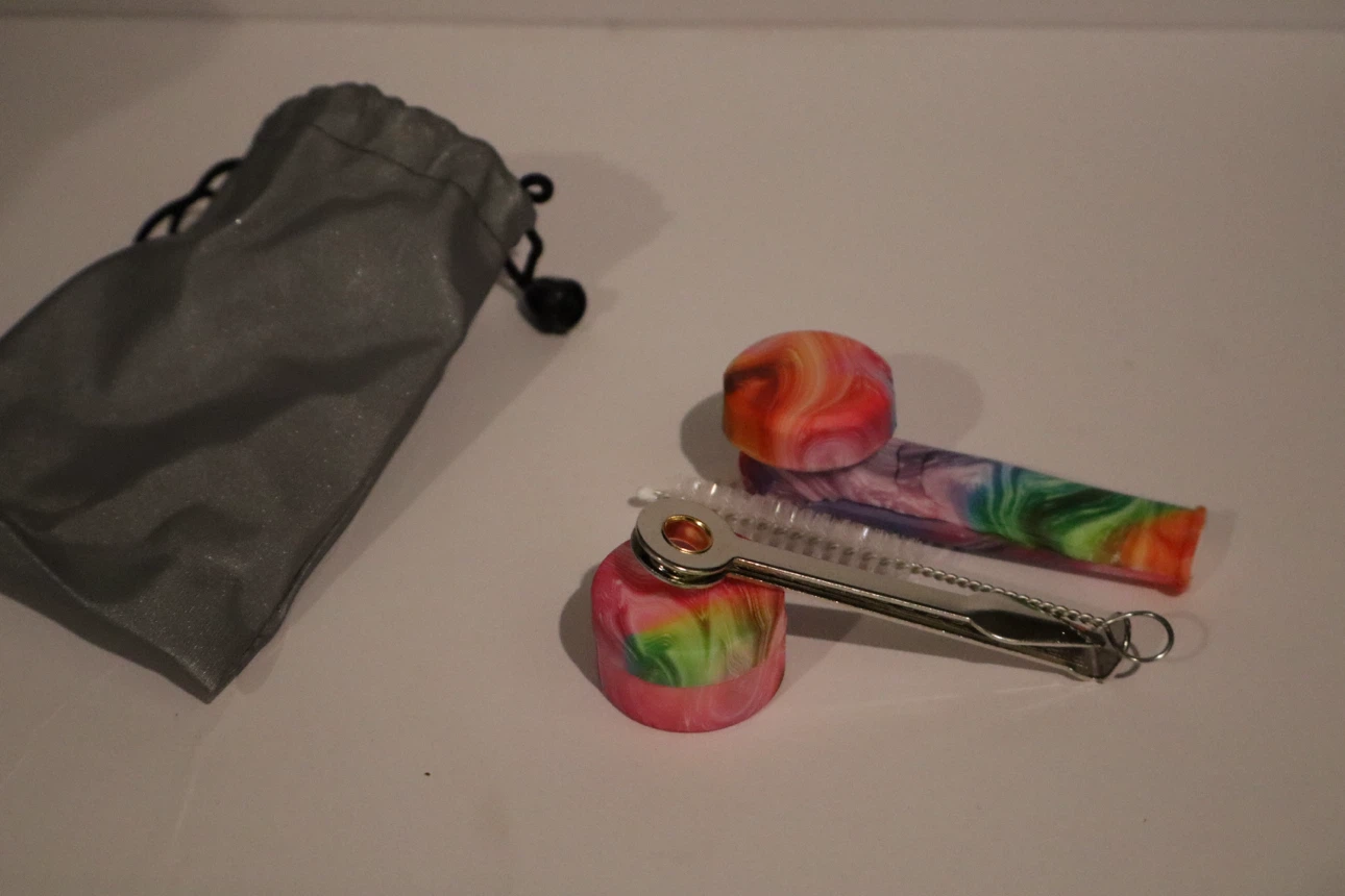 Tie Dye Silicone Pipe Set with Accessories - photo 2