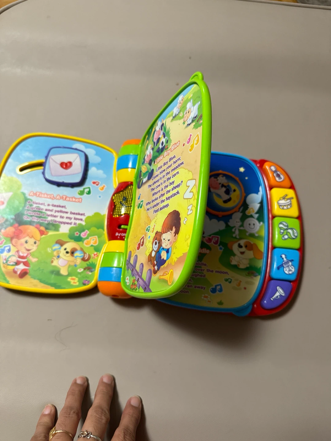 VTech Musical Rhymes Book - photo 3