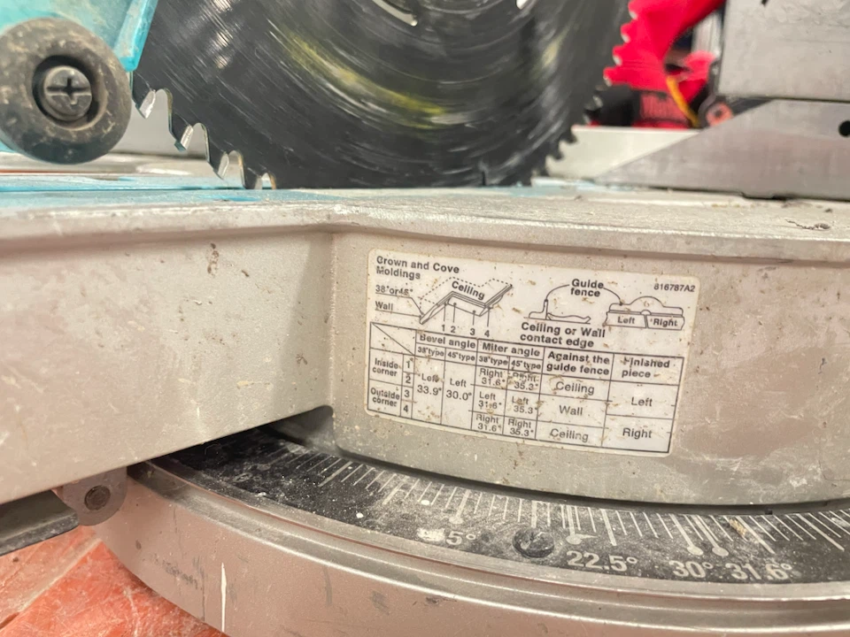 Makita LS1216L 12-inch Dual Slide Compound Miter Saw - photo 2
