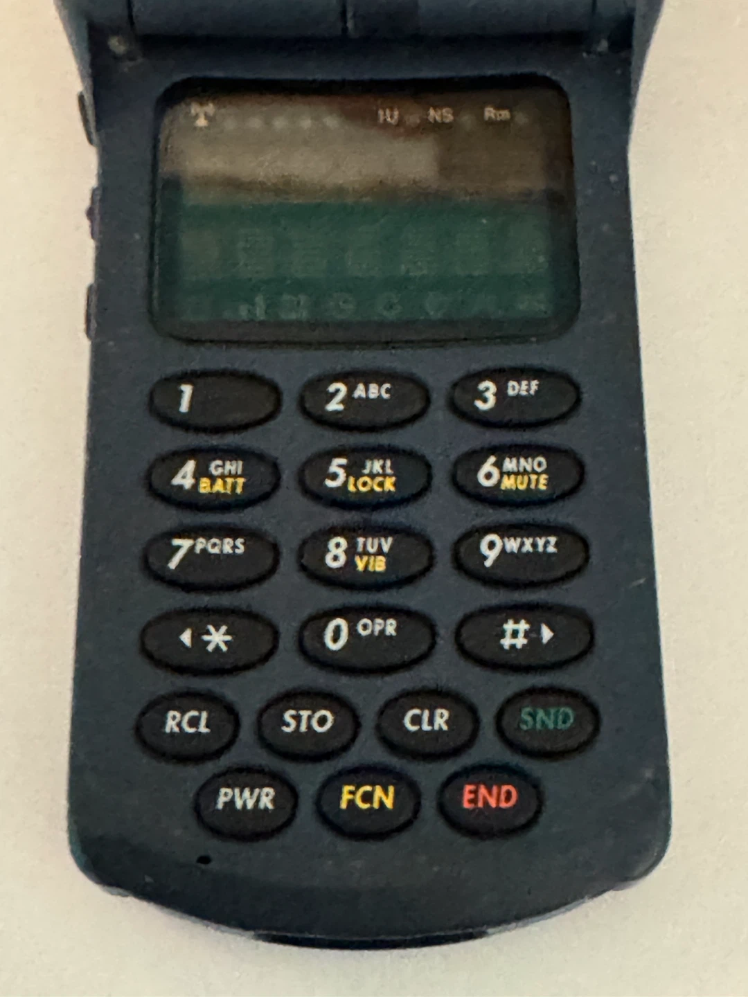 Vintage Motorola StarTAC Mobile Phone - photo 4