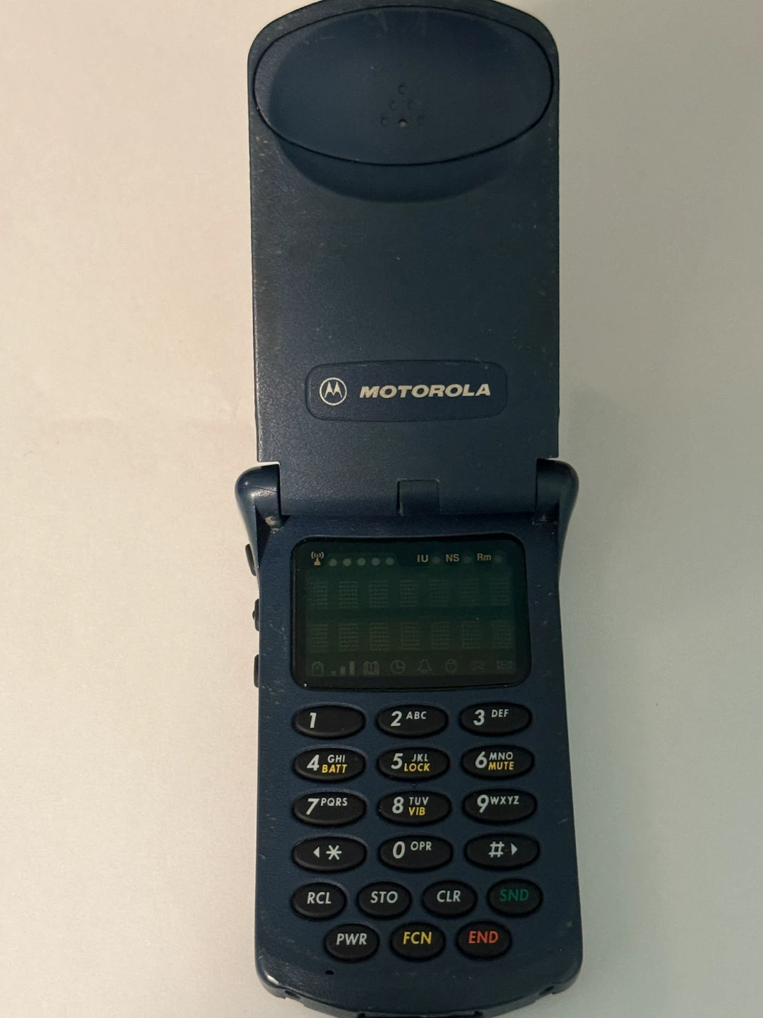 Vintage Motorola StarTAC Mobile Phone - photo 5