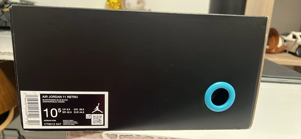 Air Jordan 11 Retro Gamma Blue Size 10.5 – Brand New DS w/ Box - photo 2