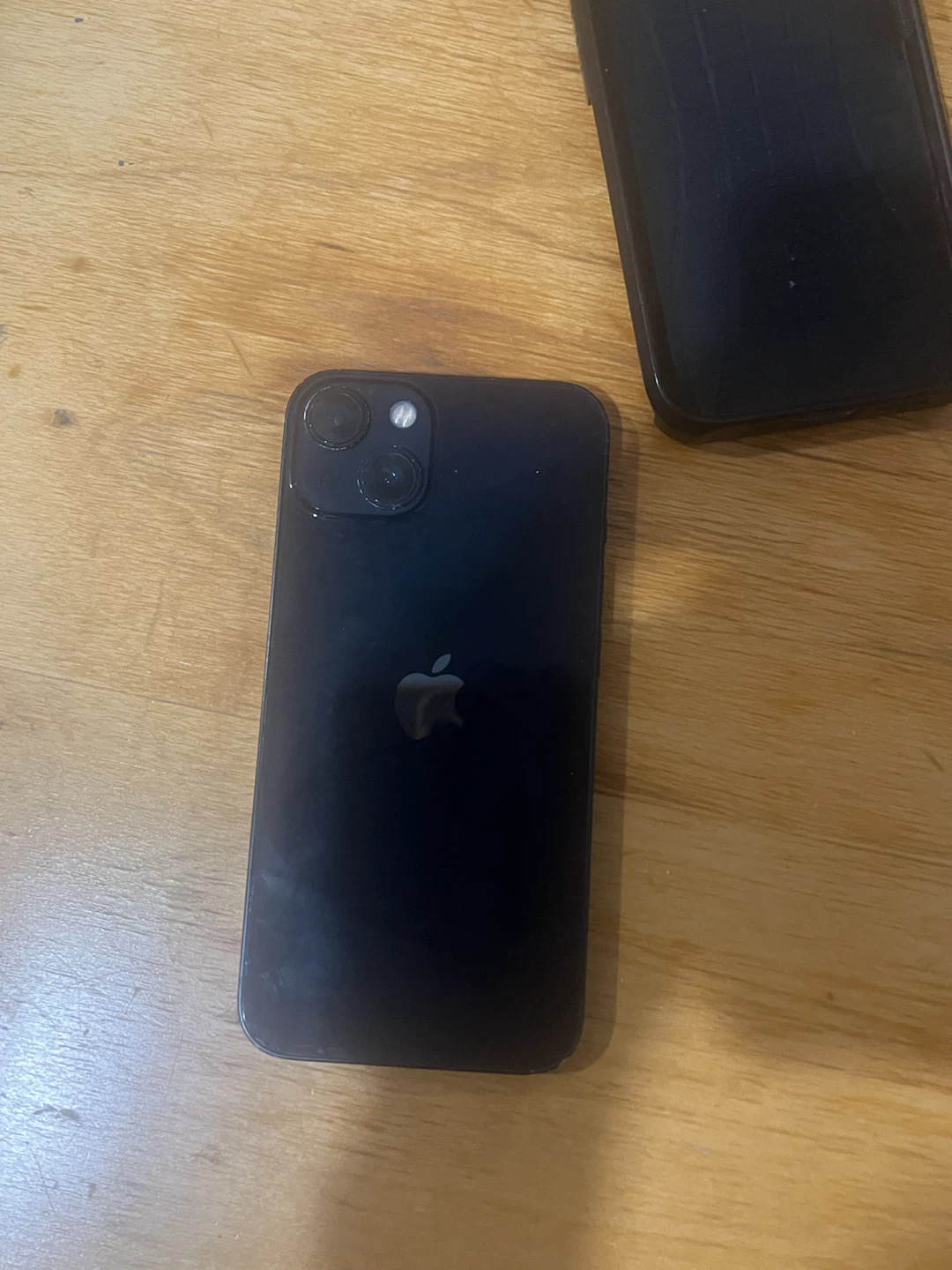 iPhone 13 - photo 3