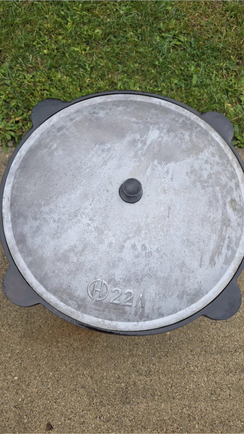 Cast Iron Dutch Oven Pot with Lid - photo 3