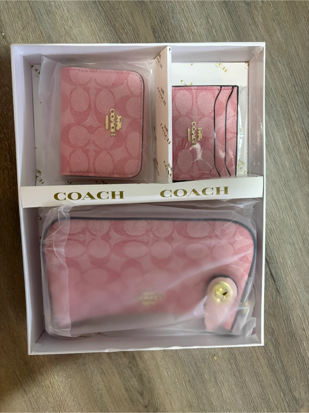Coach Pink Signature Accessory Gift Set
